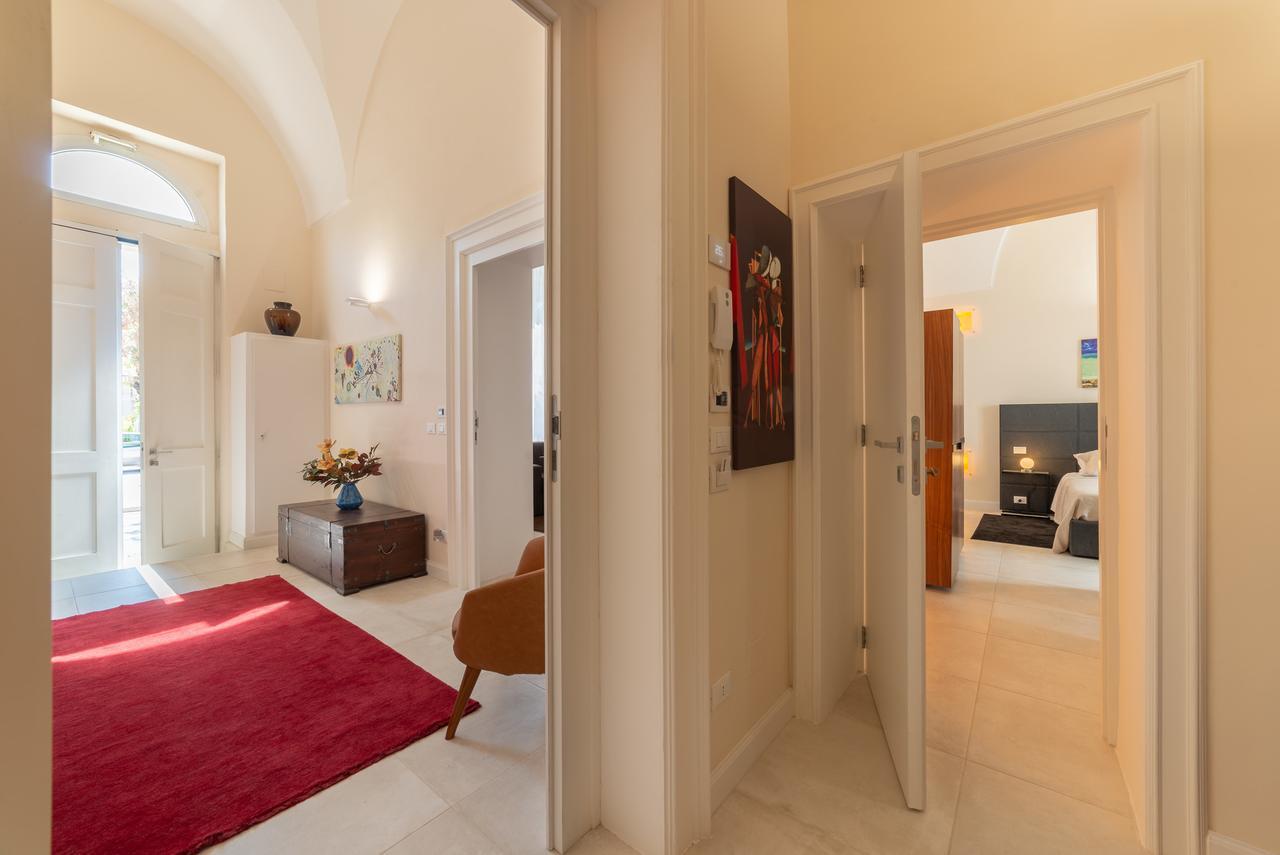 Y Arcillos Luxury Rooms Lecce Esterno foto